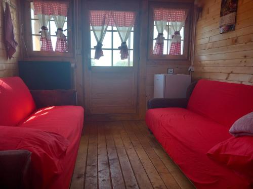 Posezení v ubytování Brvnara Radisavljevic Sikole