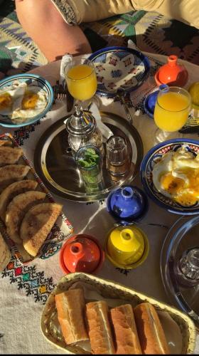 Jídlo v penzionu nebo okolí