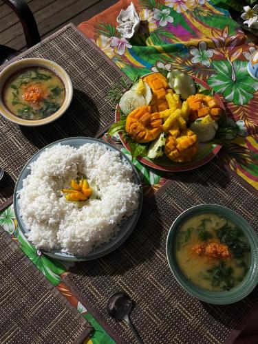 Jídlo v bed and breakfast nebo okolí