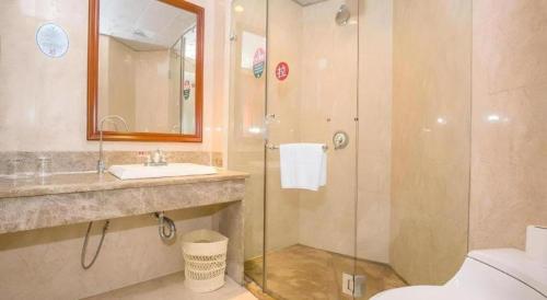 Ένα μπάνιο στο GreenTree Alliance Zhejiang Zhoushan Putuoshan Zhujiajian Scenic Spot Hotel