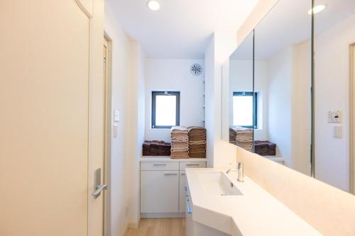 LV Harajuku Luxury Villa facing Takeshita Dori 193 sqm, 18 people, 2-minute walk from Harajuku Station