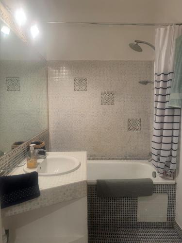 Charmant Appartement Aixois