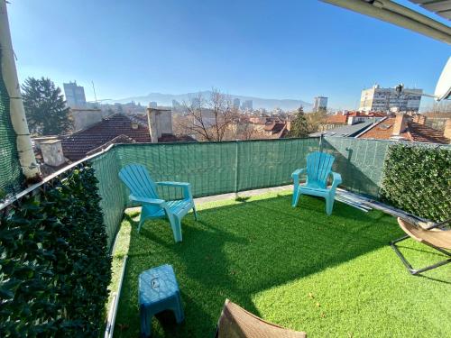 Small Bijou on the rooftop