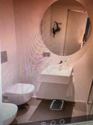 Un baño de Baie marquet frontière monaco