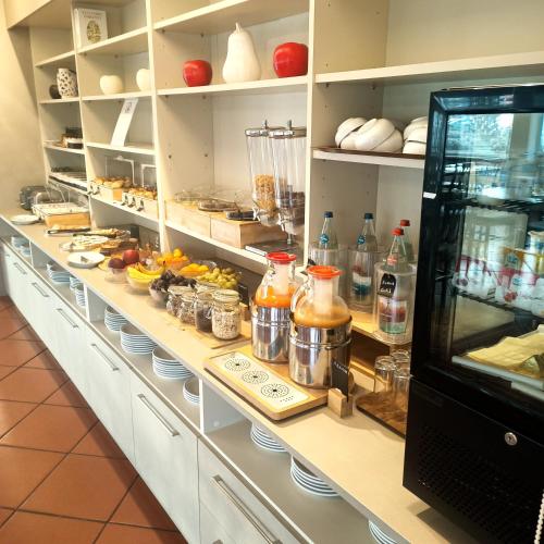 Jídlo v hotelu nebo okolí