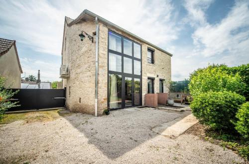 Fotografie z fotogalerie ubytování La Cave des Miracles v destinaci Dracy-le-Fort