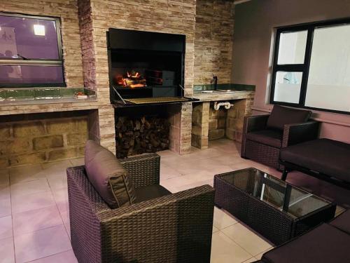 サルダニャにあるBlue Bay Villaのギャラリーの写真