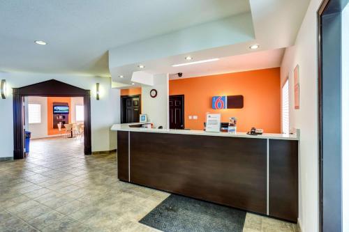 Gallery image of Motel 6-Innisfail, AB in Innisfail