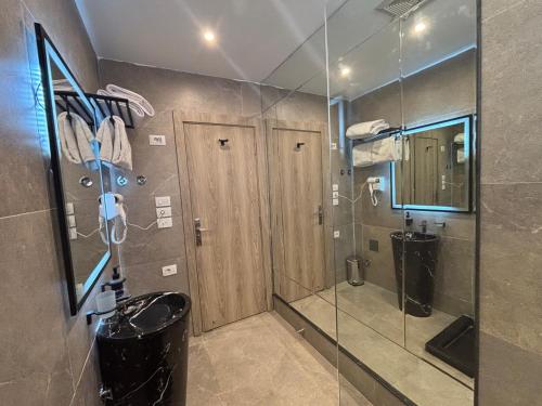 Phòng tắm tại Stay Inn 51 Hotel