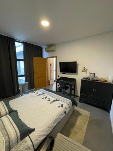 Park Apartment