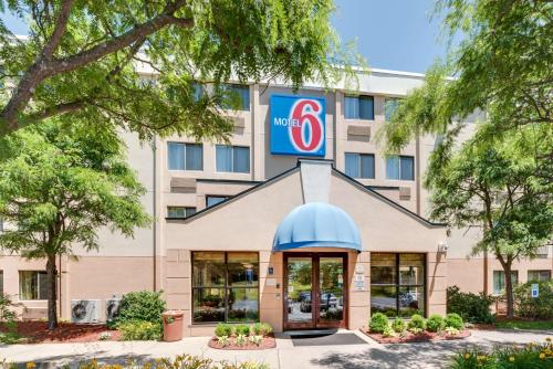 an image of a mocs hospital building at Motel 6-Milford, CT in Milford