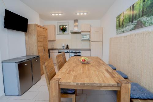 Køkken eller tekøkken på Kuku Ruku Zimmervermietung 12-2