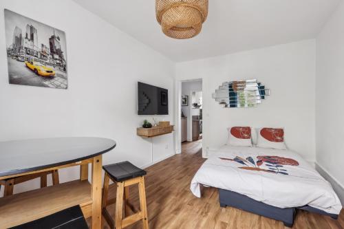 Paris Elegant 1BR, AC, Metro 2min, Montparnasse Tower