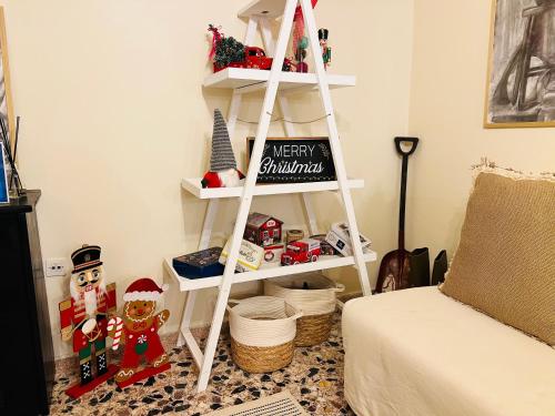 Airport Cottage House