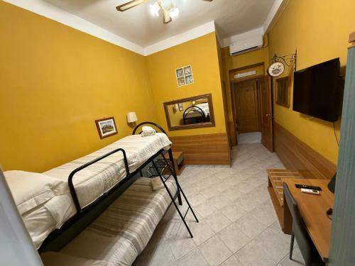 Μια τηλεόραση ή/και κέντρο ψυχαγωγίας στο Viennese Due