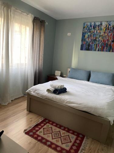 Itan’s apartments