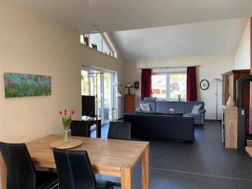 O zonă de relaxare la Ferienhaus Willmann