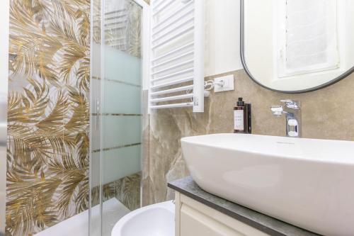Luna Apartment, Luxurious 1bdr in the center, WiFi