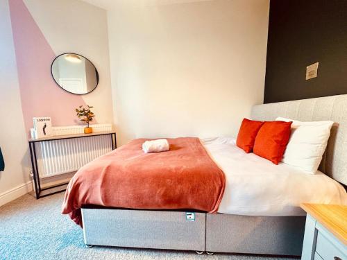 3 bedroom High Ceiling Flat with Seaview photo 13