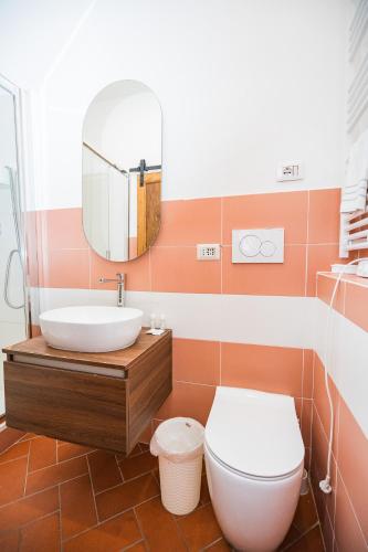 Roomy and elegant apartment by Piazza Pitti