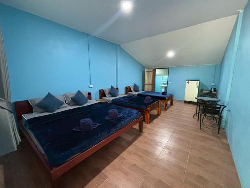 Posezení v ubytování Khao Sok Saengtawan Resort And Camp