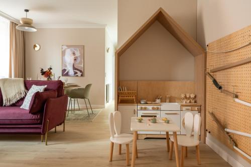 Χώρος καθιστικού στο Red Roof Apartments Old Town