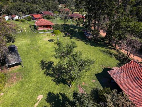 Zahrada ubytování Chalés Camping Vale Das Cachoeiras Visconde de Mauá