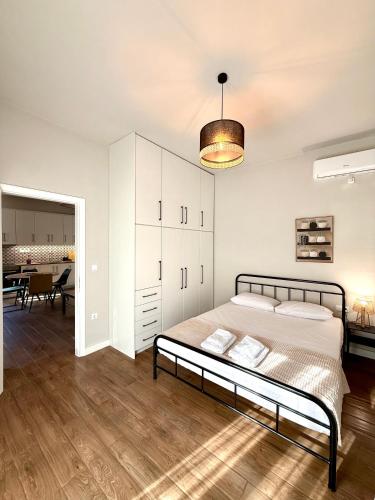 Ένα ή περισσότερα κρεβάτια σε δωμάτιο στο Grandpa's House