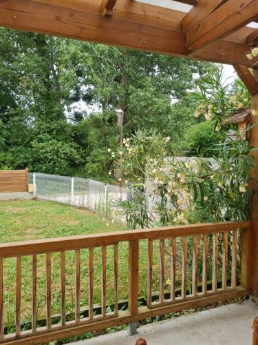 Κήπος έξω από το gîte des Bois