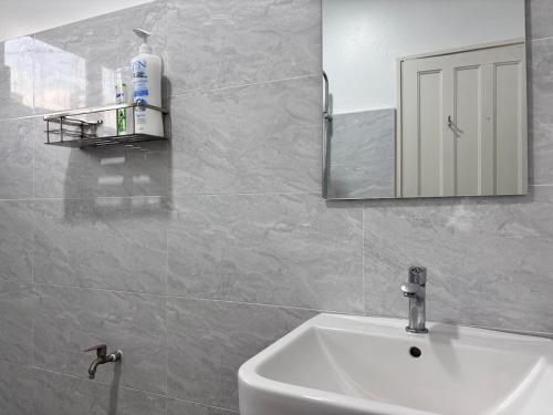 Koupelna v ubytování Free EV Car Charge KTV Snooker&PS5Game 13Pax Ipoh