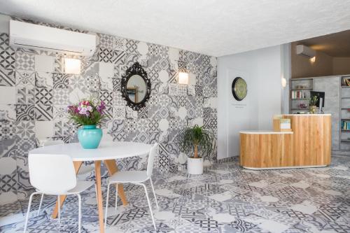 Galería fotográfica de Sundance Apartments & Suites en Hersonissos
