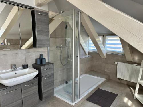 Koupelna v ubytování Kungs Ferienwohnung 2