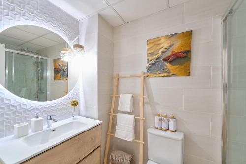 Penthouse - Private Rooftop Terrace, 2min to Beach