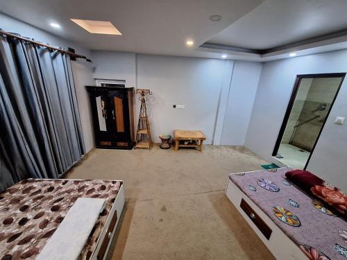 Llit o llits en una habitació de KTM Homestay