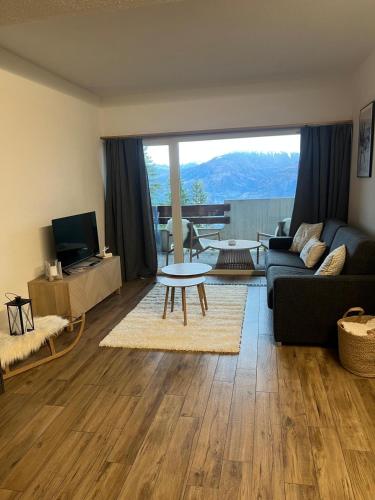 Studio élégant rénové avec vue à Anzère