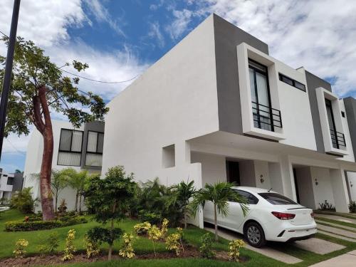 Budova, kde se prázdninový dům nachází