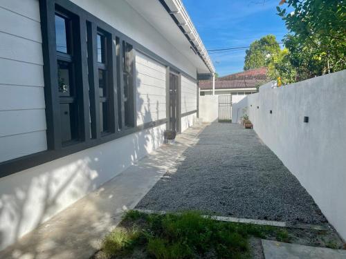 Budova, kde se prázdninový dům nachází