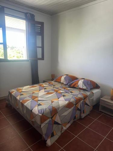 Postel nebo postele na pokoji v ubytování Les locations de Miche 2ch