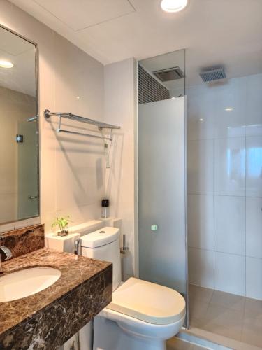 Koupelna v ubytování Deluxe Twin Room KK