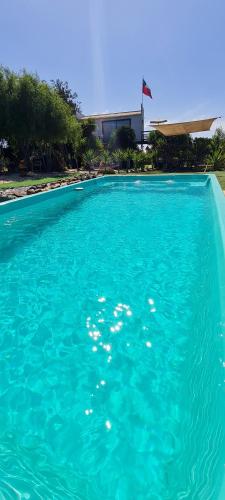 Bazén v ubytování Casa en la playa,la Ballena,los Quinquelles nebo v jeho okolí