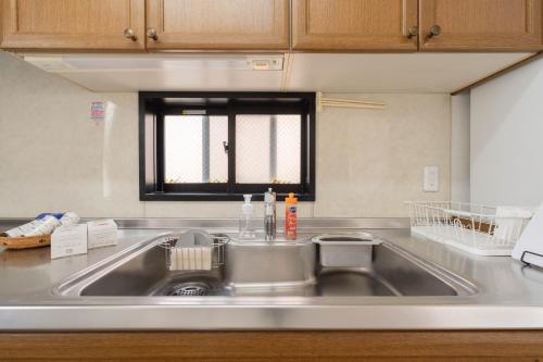 Kuchyň nebo kuchyňský kout v ubytování Entire Villa, 2-Min to Beach, near Enoshima Island