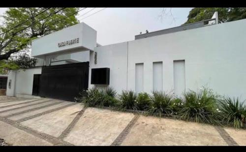 Condo House, 3 suites, sleeps 8 people