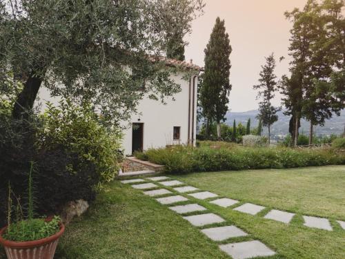 Κήπος έξω από το Agriturismo GIOLE