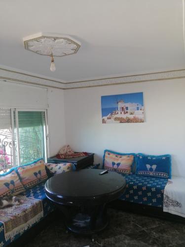 Posezení v ubytování Dar Sofiane