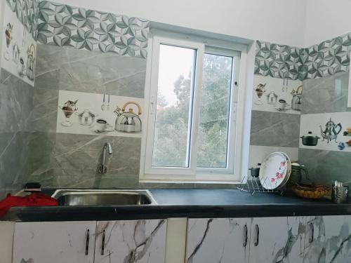 Gallery image of Pure Vegeterian - Private Room - No Alcohol Zone - Hilltop Heaven in Yelagiri