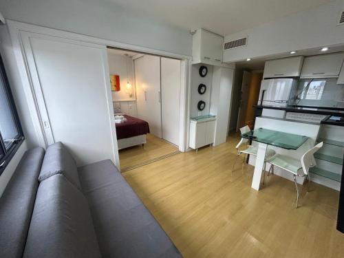 Χώρος καθιστικού στο Hotel Ninet Al Lorena Paulista Jardins com garagem cozinha 3107