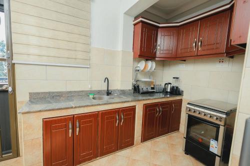 Φωτογραφία από το άλμπουμ του Welcome to Kaniz Furnished Apartment στην Καμπάλα