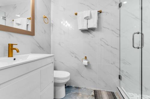 Koupelna v ubytování Brand new 2bedroom apartment with kitchen in Key Largo