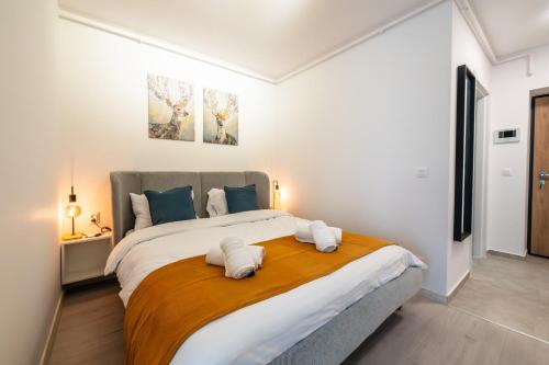 Postel nebo postele na pokoji v ubytování Hills Residence - Studio with Balcony & View