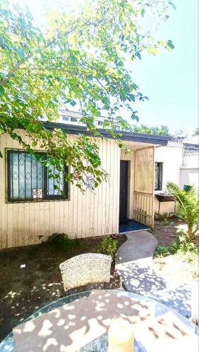 Zahrada ubytování Alojamiento familiar Ñuñoa con estacionamiento a pasos del Estadio Nacional e ISP